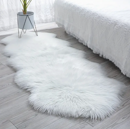 Chic Faux Fur Luxury Accent Rug